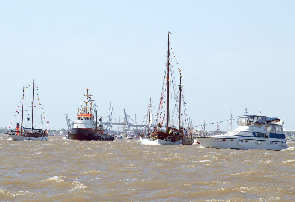 Schiffe auf der Weser