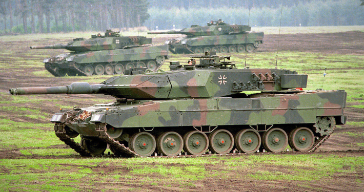 quer; Heer; Leo; Panzer; Gelände; Vorführung; Bundeswehr; Bundeswehrfotos; Leopard 2A5