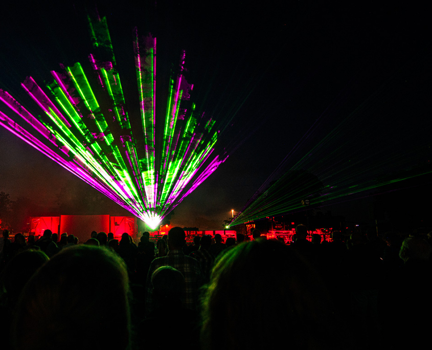 Eine spektakuläre Lasershow bot der DEV den Besuchern.